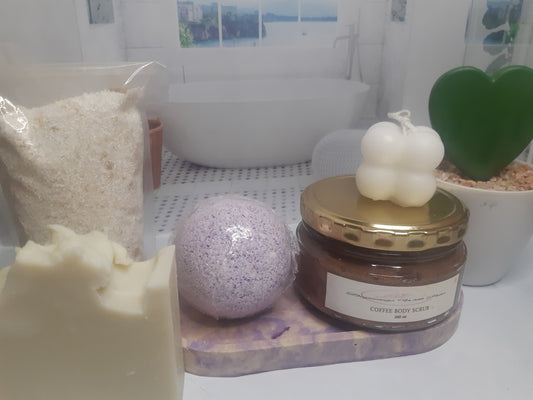 Tsosoloso Bath Hamper